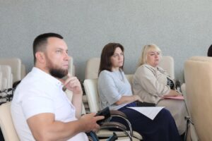 Світлина. У Сумах розробили проєкт місцевого Плану заходів з безбар’єрності. Закони та права, інвалідність, засідання, моніторинг, Рада безбар’єрності, Суми