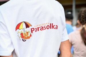 Світлина. У Тячеві запрацювала інклюзивна кондитерська-кав’ярня «Шоколад». Робота, інвалідність, професія, самореалізація, Тячів, кондитерська-кавʼярня Шоколад