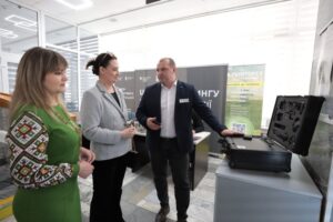 Світлина. Безбар’єрність – пріоритет: Уповноважена Президента України з питань безбар’єрності Тетяна Ломакіна побувала на Івано-Франківщині. Безбар'єрність, доступність, послуга, створення, Прикарпаття, Тетяна Ломакіна