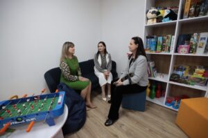 Світлина. Безбар’єрність – пріоритет: Уповноважена Президента України з питань безбар’єрності Тетяна Ломакіна побувала на Івано-Франківщині. Безбар'єрність, доступність, послуга, створення, Прикарпаття, Тетяна Ломакіна