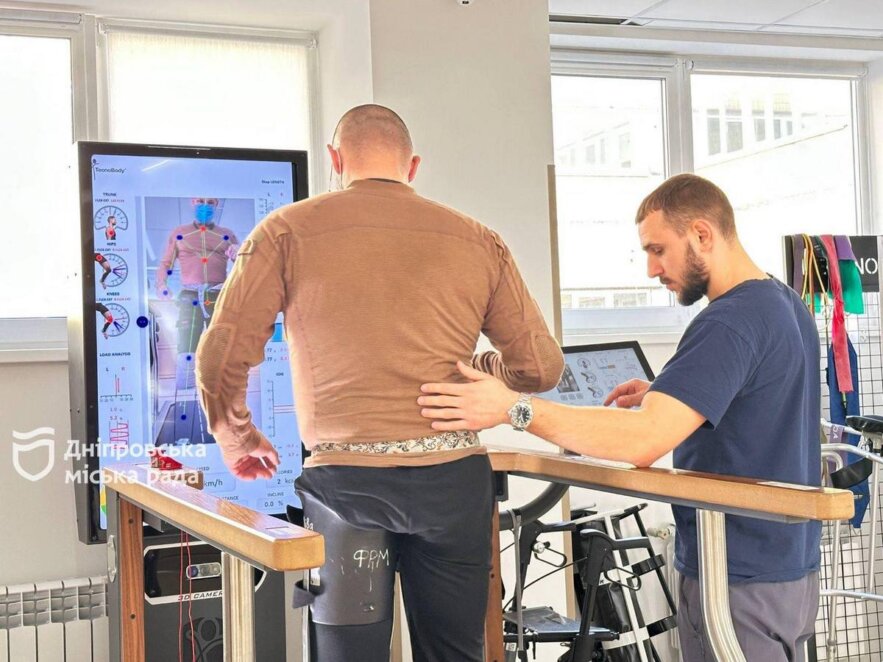 У Дніпрі вперше в Україні сертифіковано клінічну програму реабілітації за європейськими стандартами. uems prm, дніпро, клінічна програма реабілітації, лікарня, сертифікація