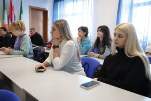 Світлина. Як зробити онлайн-медіа доступнішими: у Франківську відбувся діалоговий захід про цифрову безбар’єрність у медіа. Безбар'єрність, інвалідність, доступність, Івано-Франківськ, діалоговий захід, онлайн-медіа