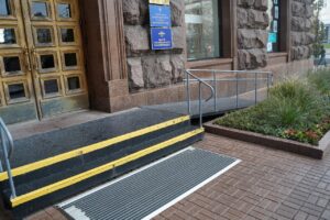 Світлина. Безбар’єрний простір — серед пріоритетів діяльності Мінветеранів. Безбар'єрність, доступність, безбар’єрний простір, Національна стратегія, створення, Мінветеранів