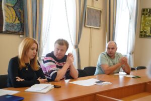 Світлина. У Дрогобичі відбулося шосте засідання Ради безбар’єрності: визначено пріоритети до кінця року та плани на 2026-й рік. Закони та права, інвалідність, доступність, засідання, Рада безбар’єрності, Дрогобич