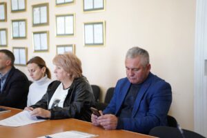 Світлина. У Дрогобичі відбулося шосте засідання Ради безбар’єрності: визначено пріоритети до кінця року та плани на 2026-й рік. Закони та права, інвалідність, доступність, засідання, Рада безбар’єрності, Дрогобич