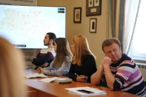 Світлина. У Дрогобичі відбулося шосте засідання Ради безбар’єрності: визначено пріоритети до кінця року та плани на 2026-й рік. Закони та права, інвалідність, доступність, засідання, Рада безбар’єрності, Дрогобич