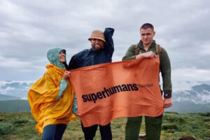 Ветеран з трьома ампутаціями підкорив Говерлу і потрапив до Нацреєстру рекордів України