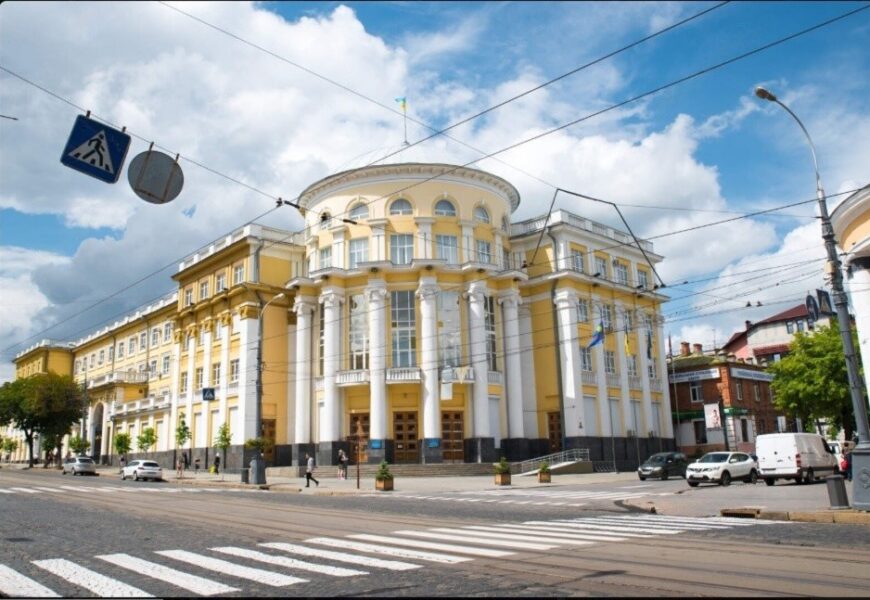 Втекти від війни, але застрягти на порозі: як живуть переселенці з інвалідністю у Вінниці. інвалідність, війна, вінниця, впо, доступ