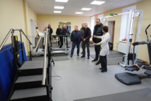 Світлина. Відкрили сучасне реабілітаційне відділення у Нікополі. Реабілітація, пацієнт, відновлення, реабілітаційне відділення, Никополь, устаткування
