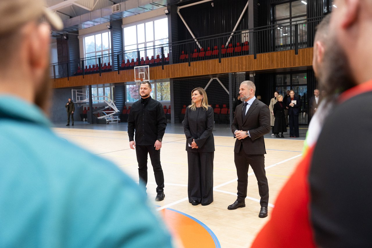 Олена Зеленська ознайомилася з реалізацією безбарʼєрних проєктів у Бородянці й Бучі (ФОТО, ВІДЕО). безбарʼєрний проєкт, бородянка, буча, доступний, олена зеленська