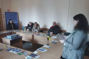 Світлина. Марафон мініярмарків вакансій пройшов на Кіровоградщині: пропозиції та унікальні інсайти з пошуку роботи. Робота, працевлаштування, центр зайнятості, Кіровоградщина, Декада сприяння зайнятості людей з інвалідністю, мініярмарок вакансій