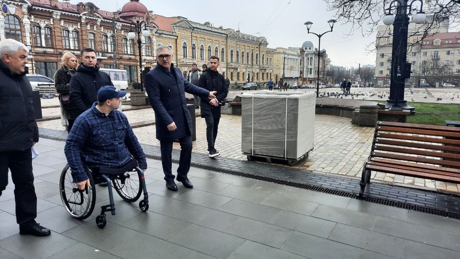 «Рух без бар’єрів» – дайджест новин. інфраструктура, безбарʼєрний маршрут, доступність, облаштування, проєкт рух без барʼєрів