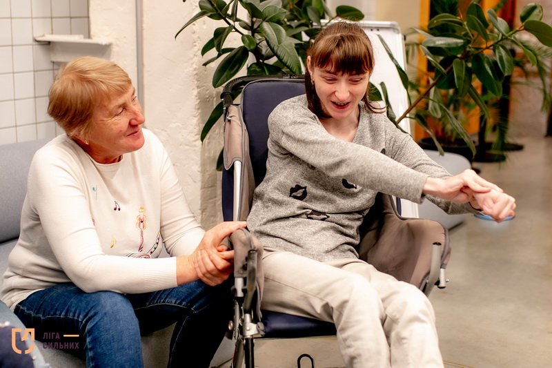 Об’єднатися, щоб робити зміни: в Івано-Франківську гуртують молодь з інвалідністю. івано-франківськ, інвалідність, гс ліга сильних, зустріч, молодь