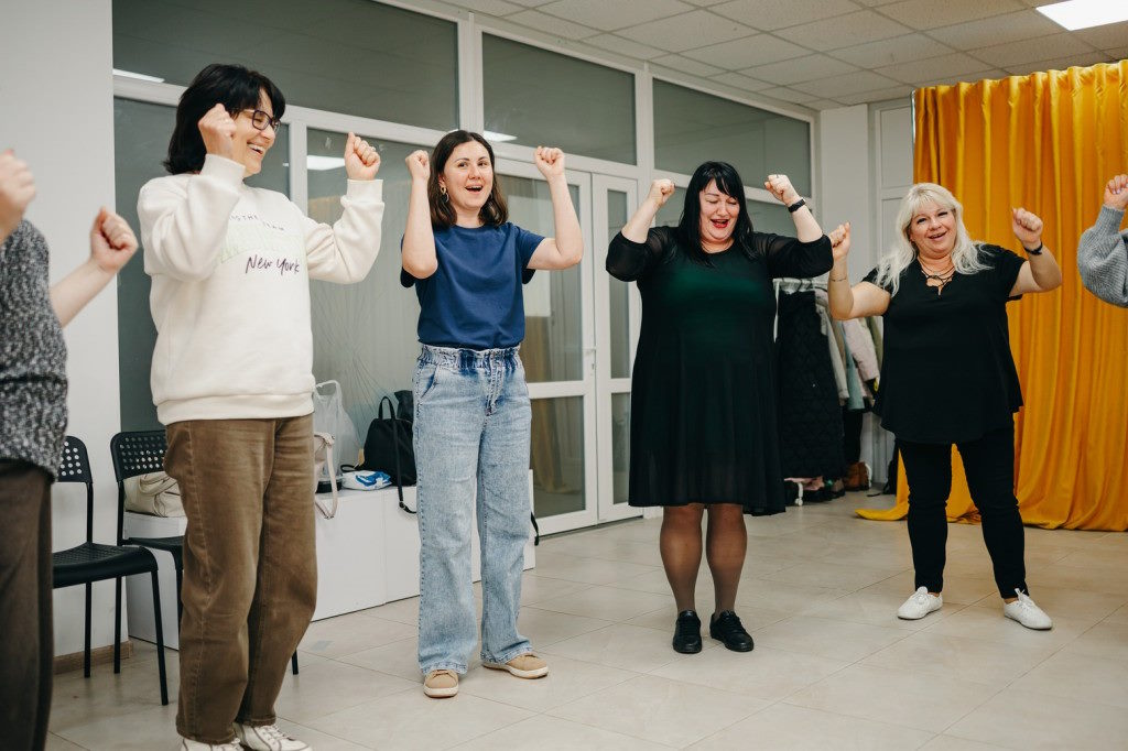 Матері дітей з інвалідністю виходять на сцену, щоб змінити систему. інвалідність, денний догляд, луцьк, мама, форум-вистава