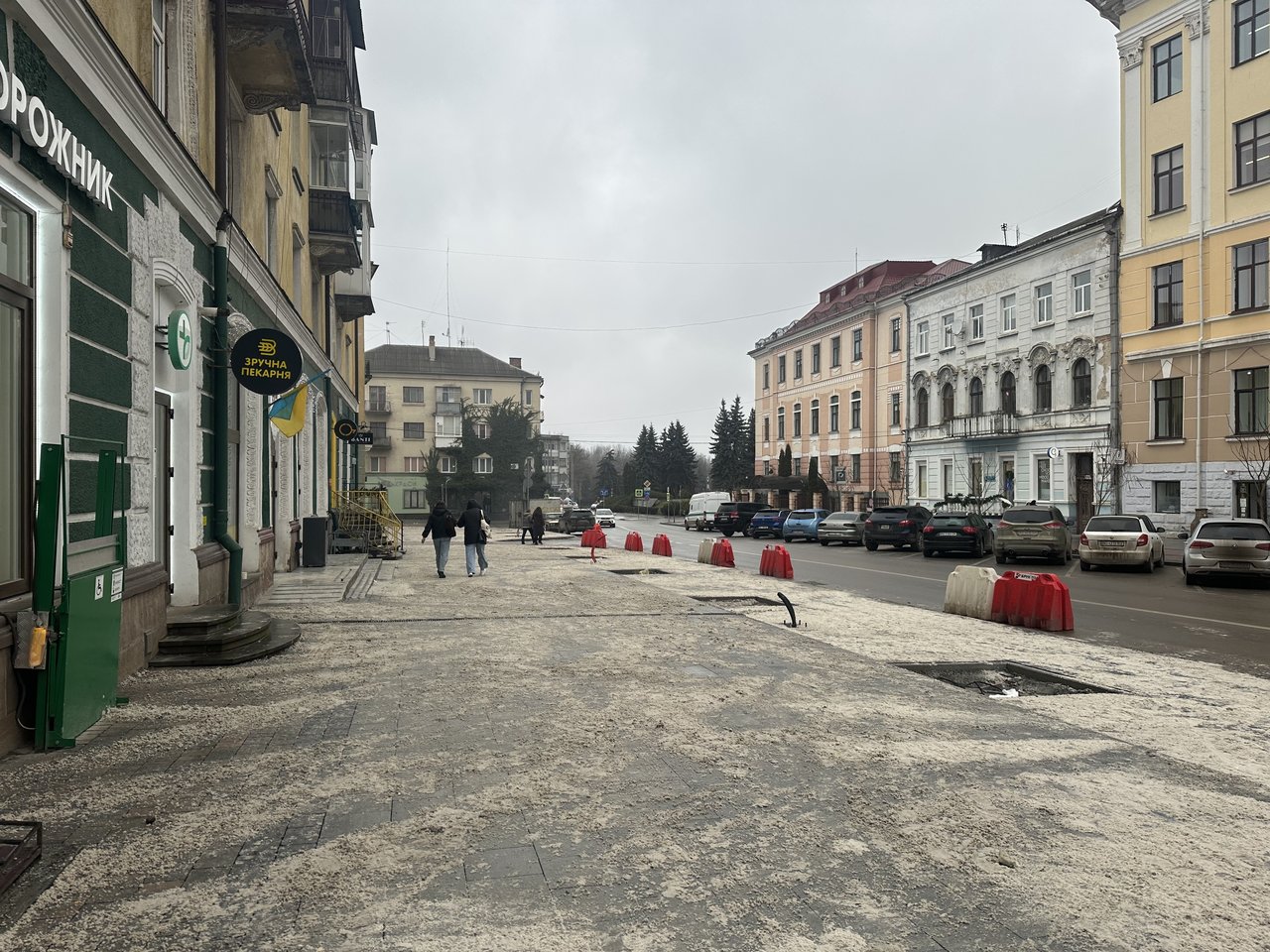 «Рух без бар’єрів» – дайджест новин. інклюзивність, безбарʼєрний маршрут, доступність, облаштування, проєкт рух без барʼєрів