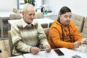 Світлина. У Хотині запрацювала група взаємопідтримки для людей з інвалідністю. Новини, інвалідність, зустріч, адаптація, Хотин, група взаємопідтримки