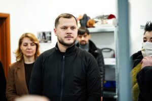 Світлина. Микола Калашник: Якісне протезування й реабілітація — це частина нашої відповідальності та вдячності ветеранам з інвалідністю. Безбар'єрність, інвалідність, ветеран, протезування, Микола Калашник, Центр БЕЗ ОБМЕЖЕНЬ