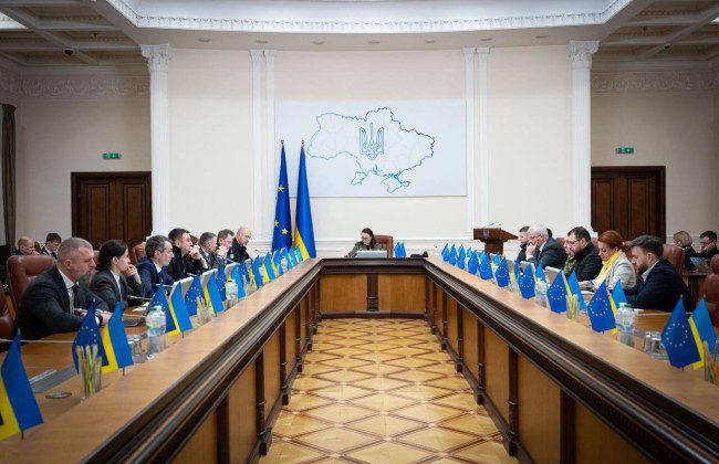 Кабмін розширив напрями використання Фонду декарбонізації: дітей з інвалідністю забезпечать 10 тисячами зарядних станцій. інвалідність, діти, зарядна станція, підтримка, юлія свириденко