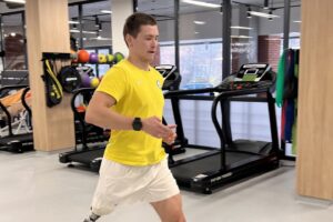 Світлина. Тисяча українців можуть отримати безоплатне протезування: як у центрі MCOP Україна допомагають повертатися до активного життя після ампутацій. Реабілітація, протез, протезування, відновлення, ампутація, MCOP Україна