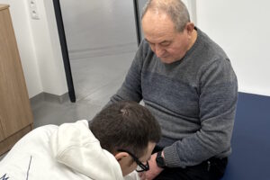 Світлина. Тисяча українців можуть отримати безоплатне протезування: як у центрі MCOP Україна допомагають повертатися до активного життя після ампутацій. Реабілітація, протез, протезування, відновлення, ампутація, MCOP Україна