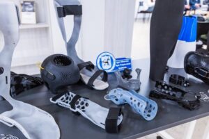 Світлина. Навчально-наукову лабораторію протезування відкрили у КПІ. Навчання, ветеран, ерготерапія, медична реабілітація, КПІ, навчально-наукова лабораторія протезування