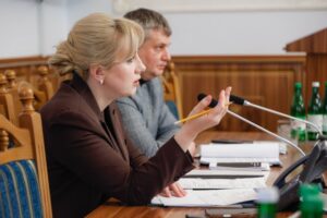 Світлина. В Івано-Франківській ОДА провели засідання Ради безбарʼєрності. Закони та права, інвалідність, засідання, створення, Прикарпаття, Рада безбарʼєрності