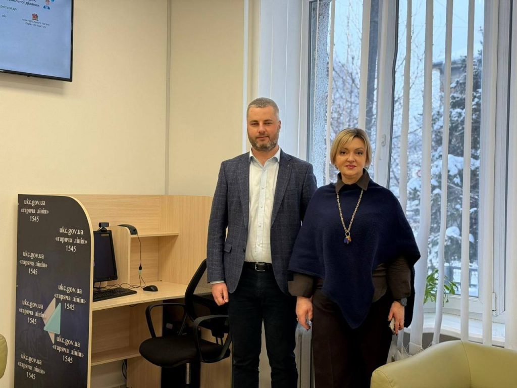 Перший пункт Урядової «гарячої лінії» відкрито в Жовкві!. інвалідність, доступ, жовква, проєкт, пункт безбар’єрності