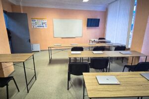 Світлина. За ініціативи Харківської ОВА в області створили автошколу для ветеранів з інвалідністю. Навчання, інвалідність, ветеран, підтримка, автошкола, Харківська область