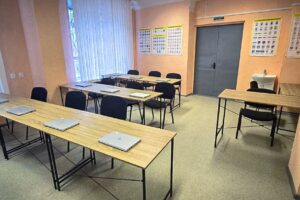 Світлина. За ініціативи Харківської ОВА в області створили автошколу для ветеранів з інвалідністю. Навчання, інвалідність, ветеран, підтримка, автошкола, Харківська область