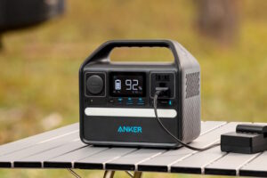 Безкоштовні зарядні станції для сімей з дітьми з інвалідністю: хто має право та як подати заявку