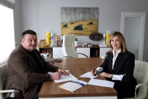 Світлина. Волинь розпочинає підготовку фахівців із безбар’єрності: ОВА та ЛНТУ підписали меморандум про співпрацю. Безбар'єрність, співпраця, меморандум, Волинь, ОВА, ЛНТУ