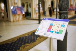 В Національній філармонії України відтепер є навігація шрифтом Брайля (ФОТО)