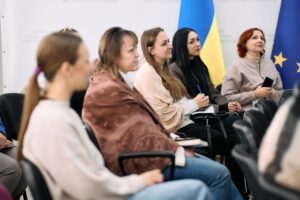 Світлина. У Мінсоцполітики провели тренінг «Безбарʼєрність — філософія суспільства без барʼєрів». Навчання, інвалідність, суспільство, підтримка, тренинг, безбарʼєрність