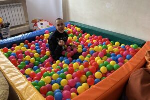 “Навчаємо елементарним навичкам”: у Кременчуці працює центр адаптації дітей з інвалідністю (ВІДЕО)