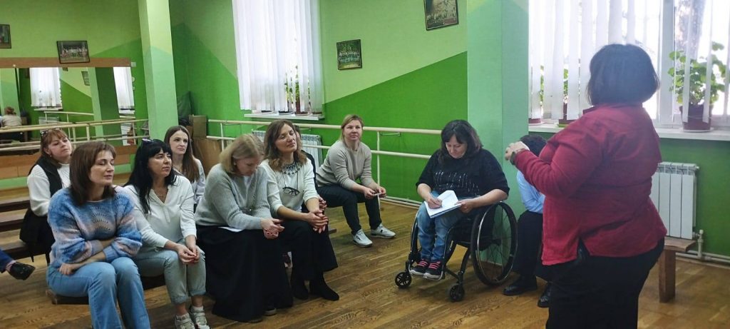 У Маневичах стартував творчий проєкт для дітей та молоді з інвалідністю. інвалідність, заняття, зустріч, маневичі, проєкт творчі разом