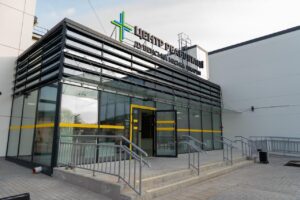 Світлина. Триває будівництво сучасного центру реабілітації на базі Дубенської міської лікарні. Реабілітація, створення, Центр реабілітації, будівництво, Віктор Ляшко, Дубенська міська лікарня