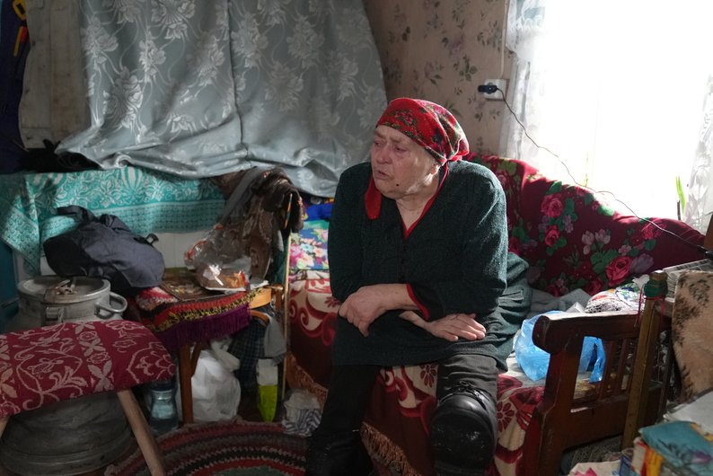 Мобілізували єдиного доглядальника: як виживає жінка з інвалідністю у віддаленому селі на Сумщині (ФОТО, ВІДЕО). інвалідність, доглядальник, жінка, мобілізація, племінник